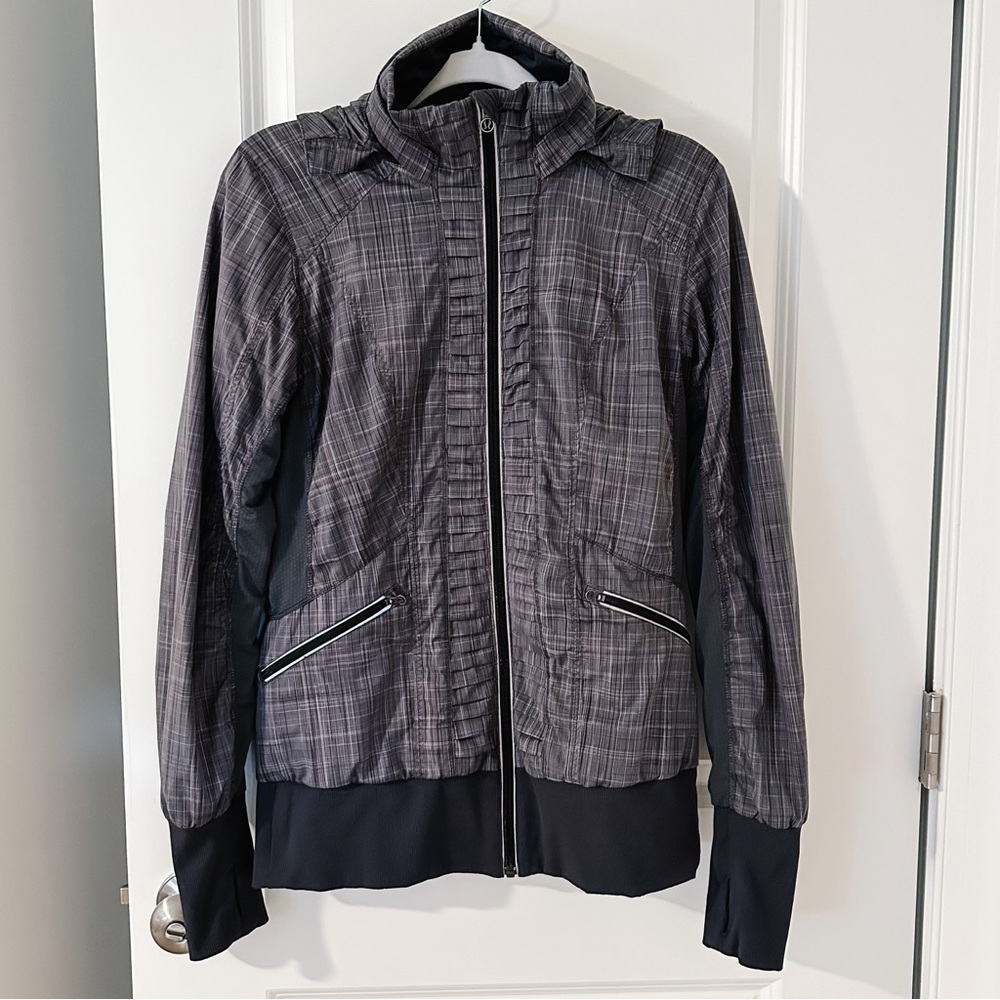 Lululemon athletica spring jacket